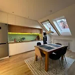 Cozy One Bedroom Apartment